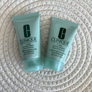 Clinique 7 Day Scrub Cream - NEW